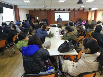 我校課程中心平臺(tái)網(wǎng)站建設(shè)培訓(xùn)及建課經(jīng)驗(yàn)交流會(huì)成功舉辦