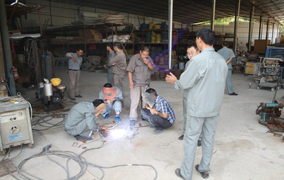 公司組織電焊焊接技術培訓