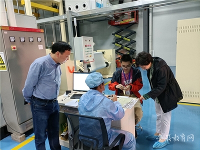 掌握技術(shù)提升技能 宣城市機電學(xué)校組織教師下企業(yè)實踐