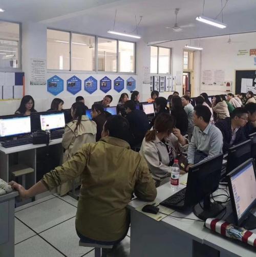 云啟智酷:為麗水市中小學(xué)信息技術(shù)教師能力做專題培訓(xùn)會(huì)