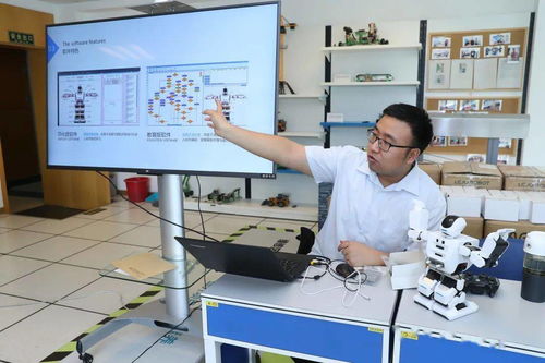 提升教師信息素養(yǎng)，模塊化編程賦能學校人工智能發(fā)展